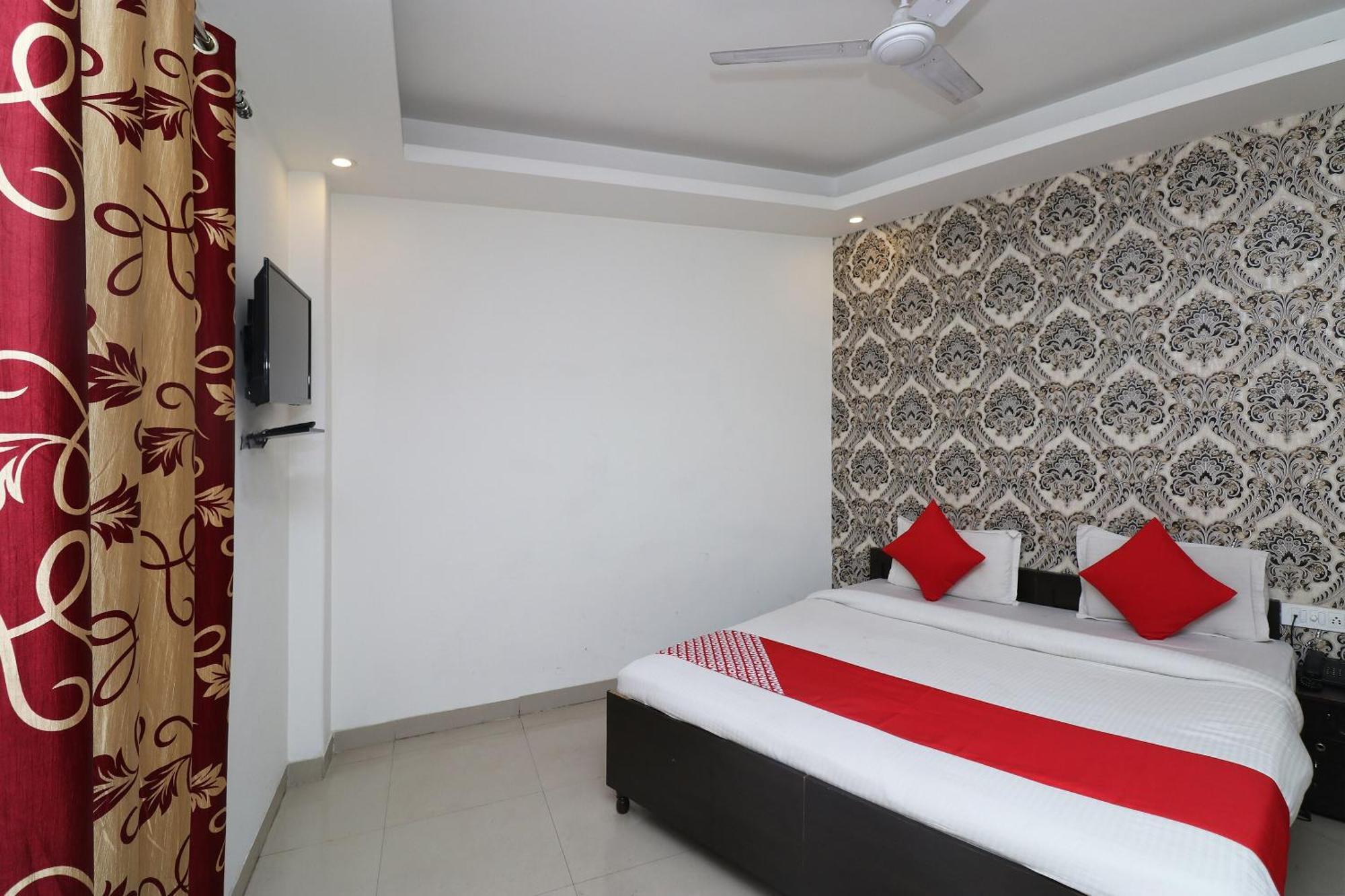 Oyo Flagship Hotel Daimond New Delhi Exteriör bild