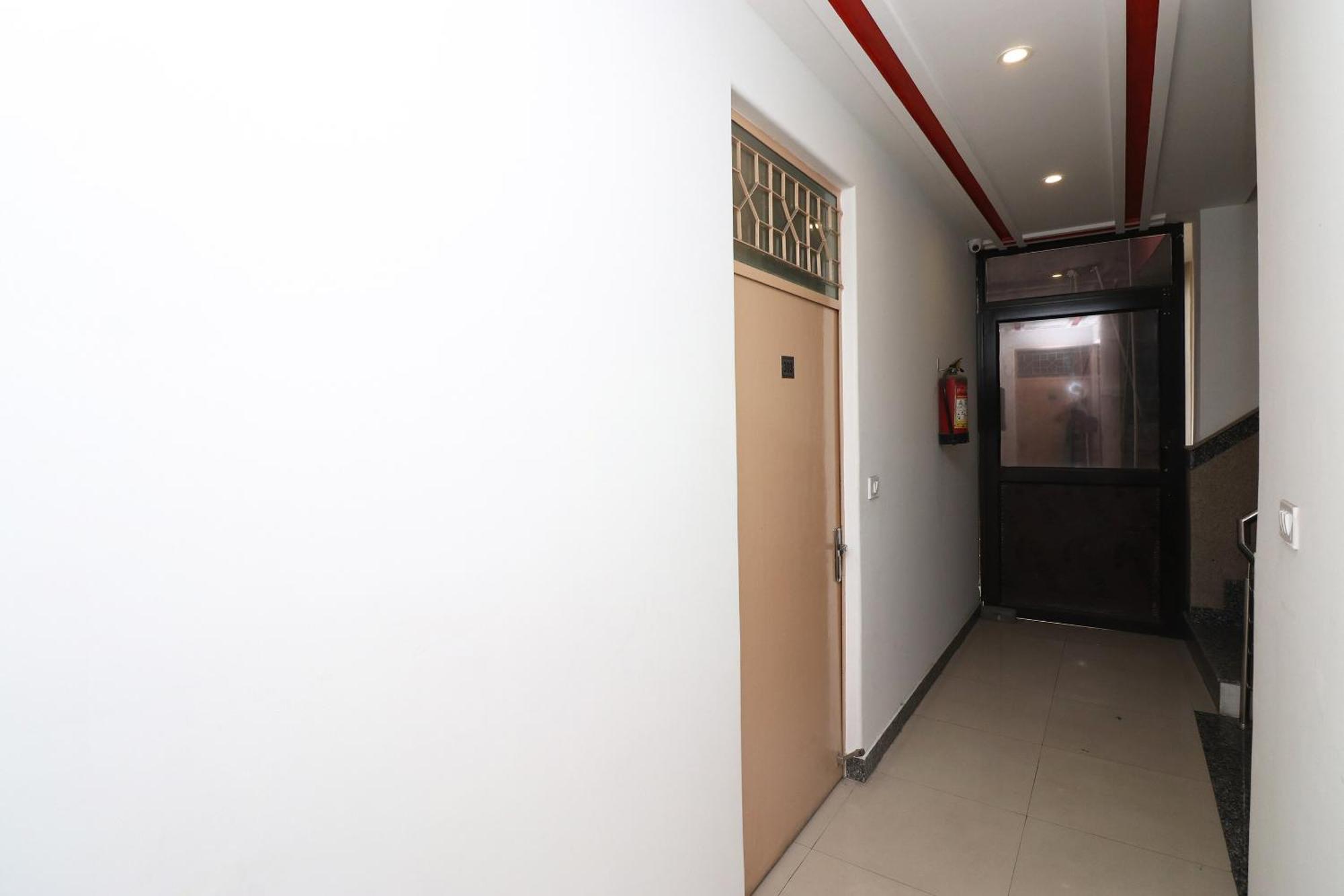 Oyo Flagship Hotel Daimond New Delhi Exteriör bild