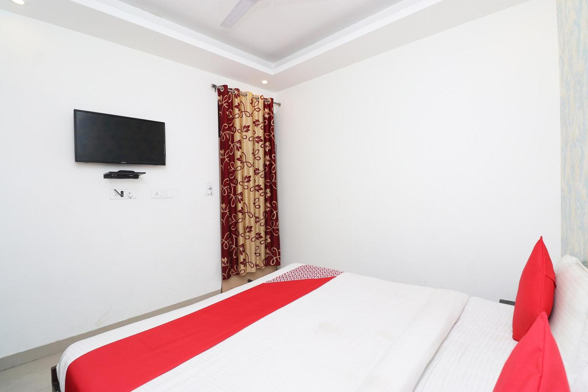 Oyo Flagship Hotel Daimond New Delhi Exteriör bild