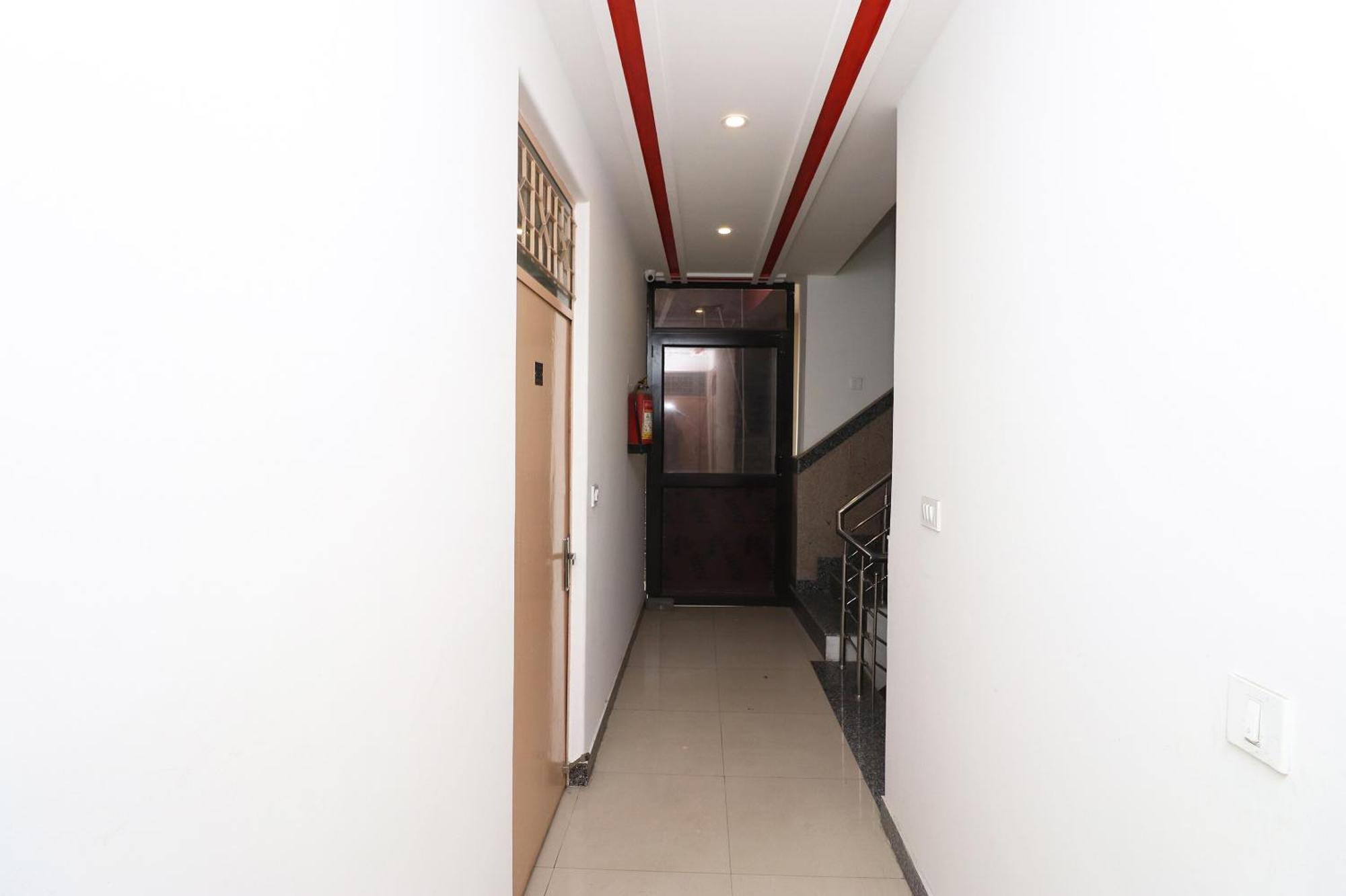 Oyo Flagship Hotel Daimond New Delhi Exteriör bild