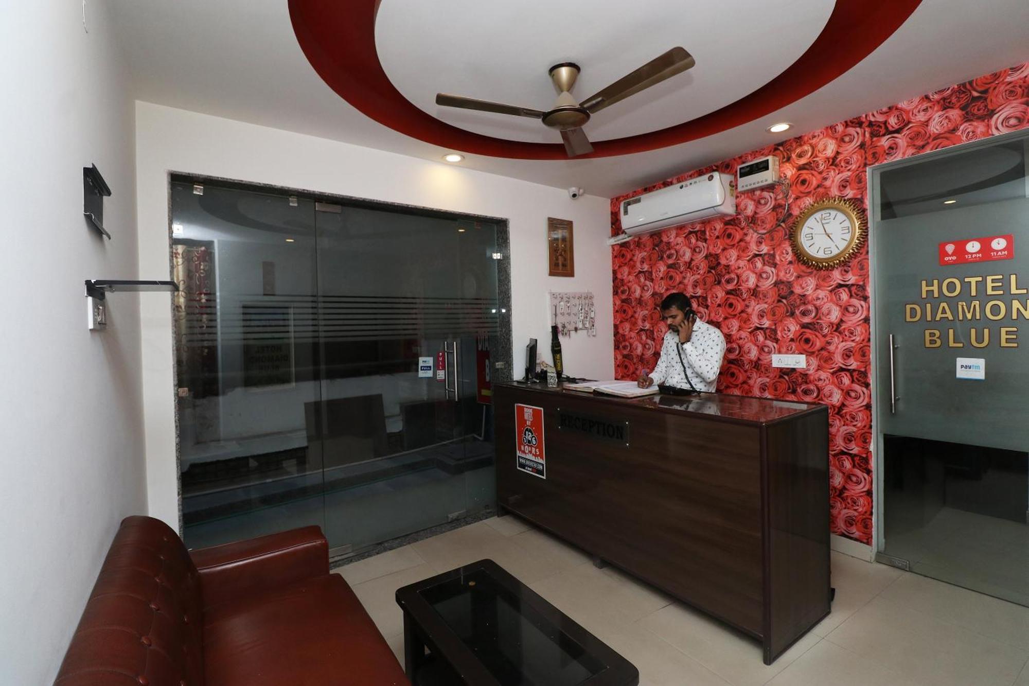 Oyo Flagship Hotel Daimond New Delhi Exteriör bild